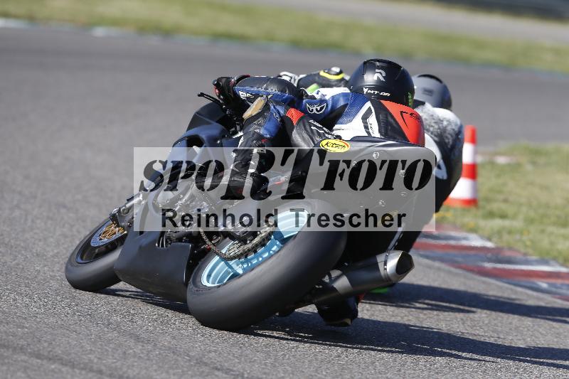 Archiv-2025/17 17.05.2025 PROMAX ADR/Gruppe rot/unklar